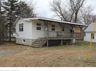 9 E Chandler St, Skowhegan, ME 04976