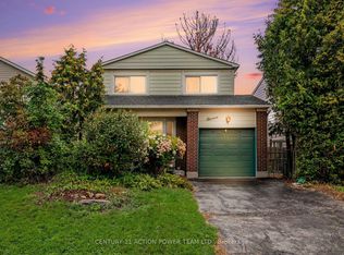 11 Riding Way, Ottawa, ON K2M1C3