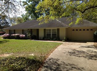 139 Country Club Dr, Covington, LA 70433
