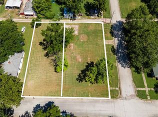 301 N 10th St, Neodesha, KS 66757