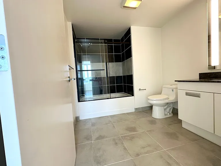300 Berry St #806 — Photo 23