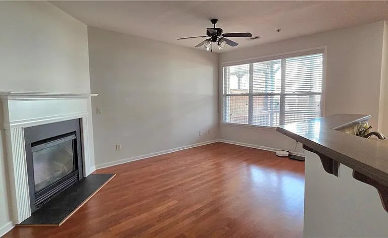 6150 Indian Wood Cir SE — Photo 3