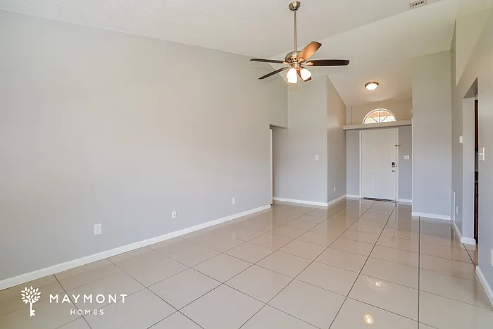 2645 Talladega Dr — Photo 4