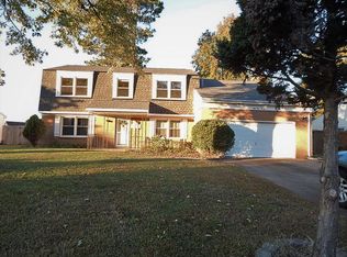5320 S Palmyra Dr, Virginia Beach, VA 23462