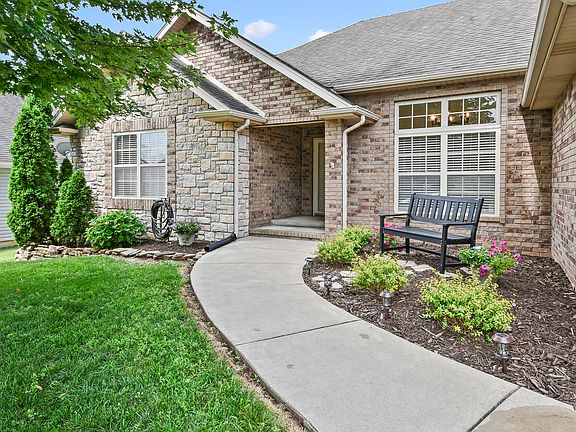 2nd image of 285 Steury Road