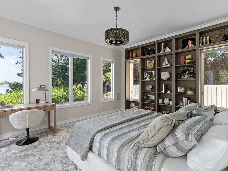 26 Three Mile Harbor Dr — Photo 18
