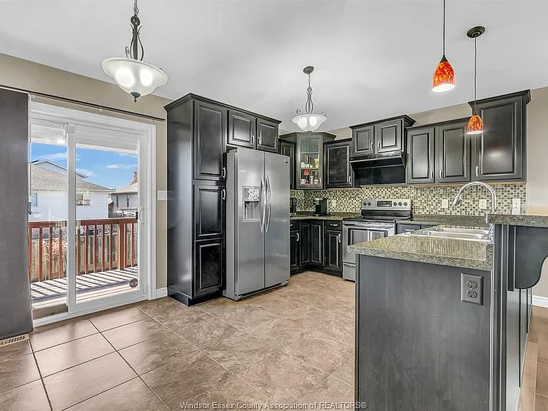 420 Runstedler Dr — Photo 11