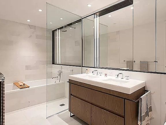 4th image of 561 Pacific St #309