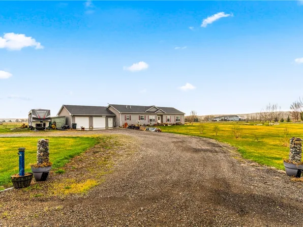 29 Spruce Dr, Park City, MT 59063