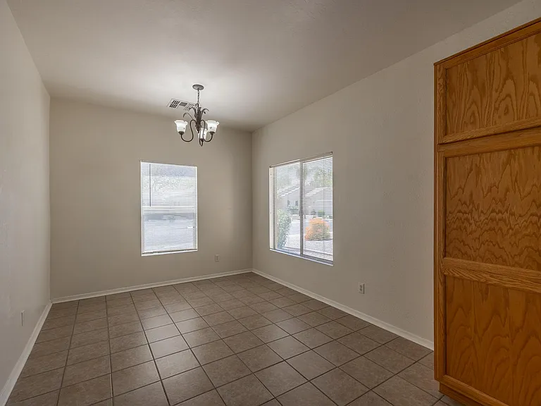 17212 W Saguaro Ln — Photo 21