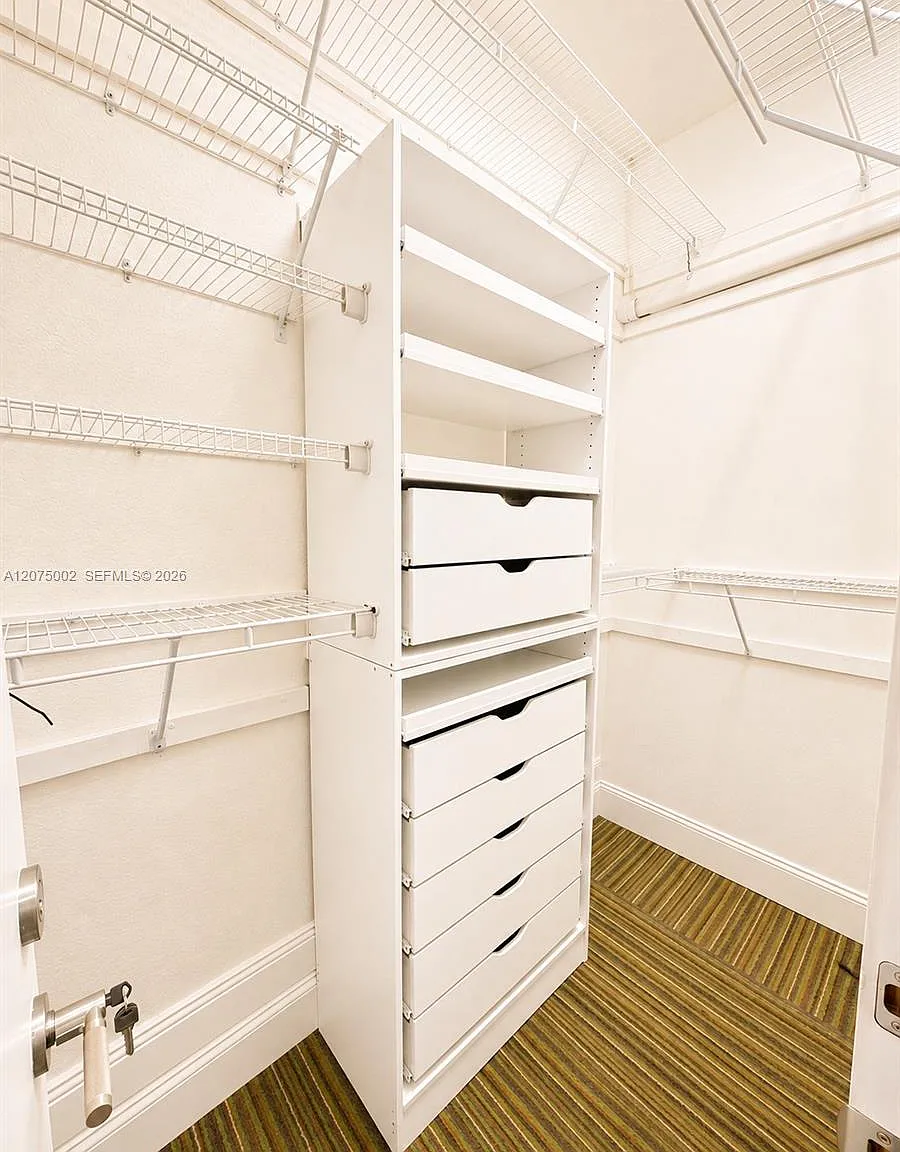 3 bed, 1746 sqft, $4,800 — Photo 1