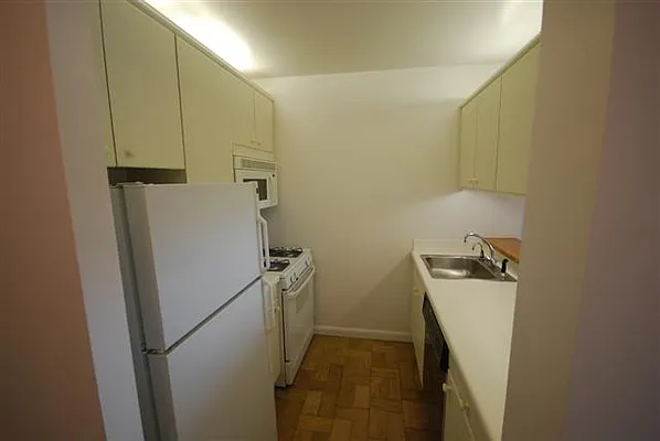 Rented by Luxury Habitat | media 28