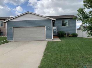4908 W Aruba St, Sioux Falls, SD 57107