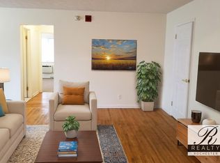 610 East Ave APT 4, Rochester, NY 14607