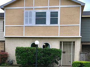 10713 Sandpiper Dr, Houston, TX 77096