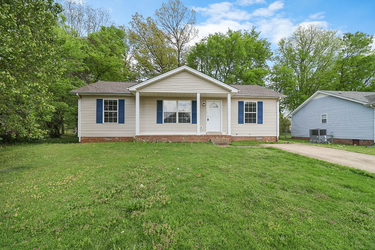 Building Photo - 3431 Sandpiper Dr