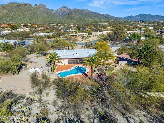4th image of 5065 N Siesta Dr
