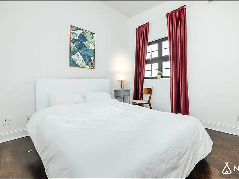 471 Keap St #1B — Photo 11