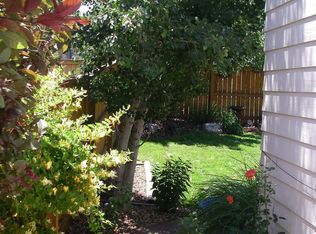 9425 S Hackberry Ln, Highlands Ranch, CO 80129