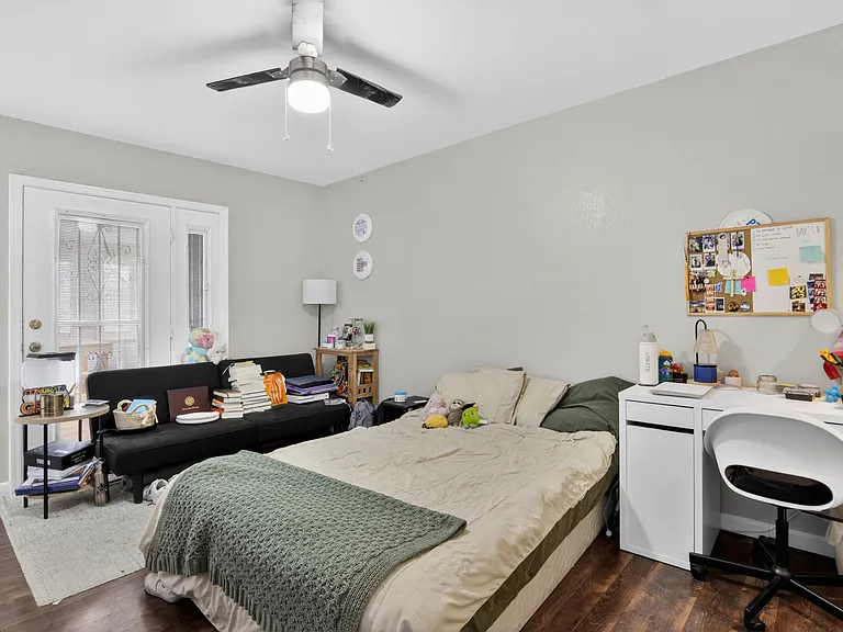 123 E Erie Dr — Photo 25