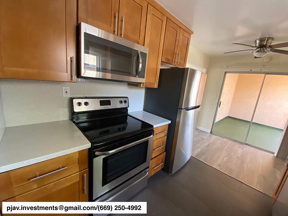 1st image of 218 Echo Ave APT 3