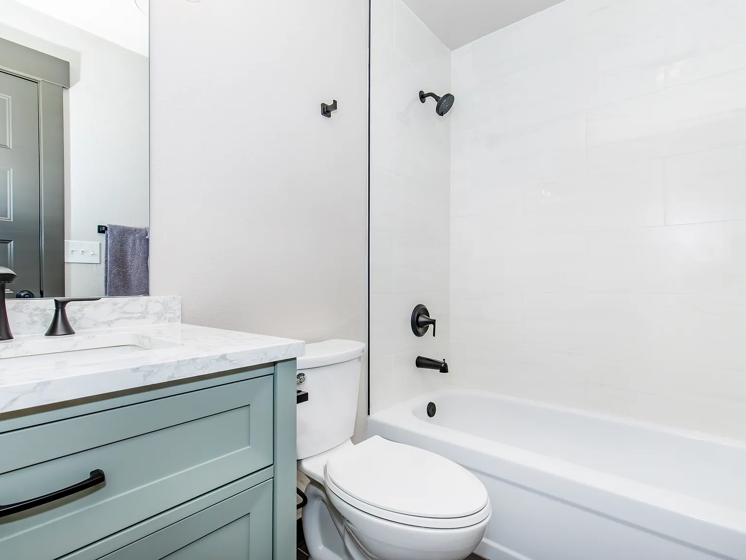 Tanara Villa at Tacoma Narrows — Photo 4
