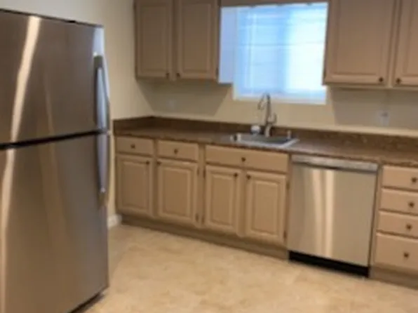 (undisclosed Address), Pt Chester, NY 10573