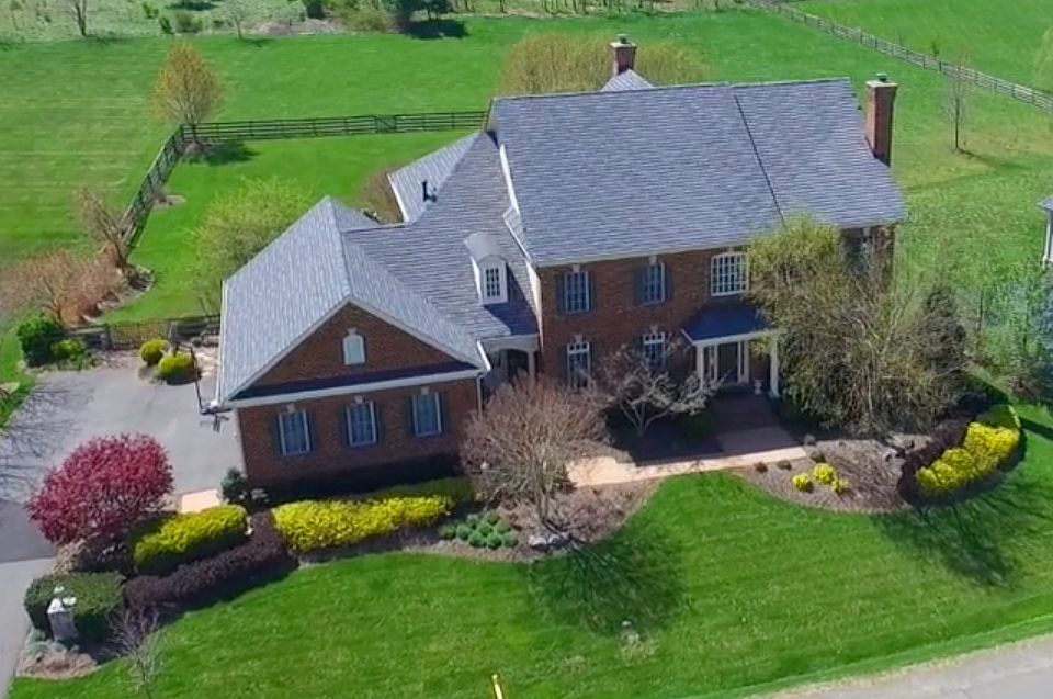 1st image of 41727 Putters Green Ct