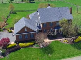 41727 Putters Green Ct, Leesburg, VA 20176