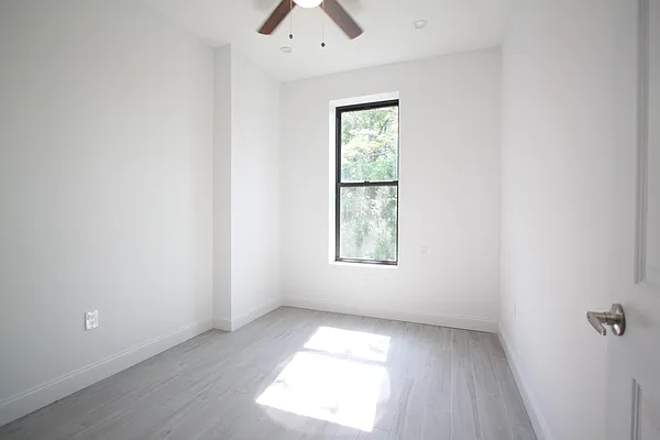 Rented by Home Solutions Real Estate Group | media 8