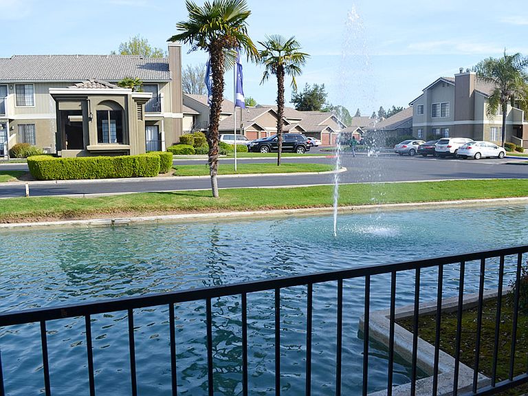 Heron Pointe Apartments Fresno, CA Zillow