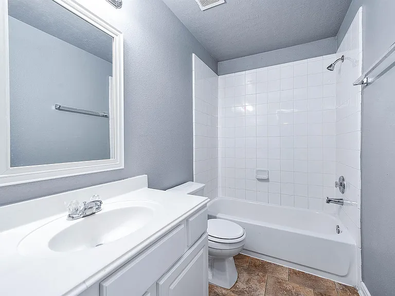 3720 Armand Dr — Photo 37