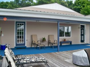 107 1/2 Combs St, Beckley, WV 25801