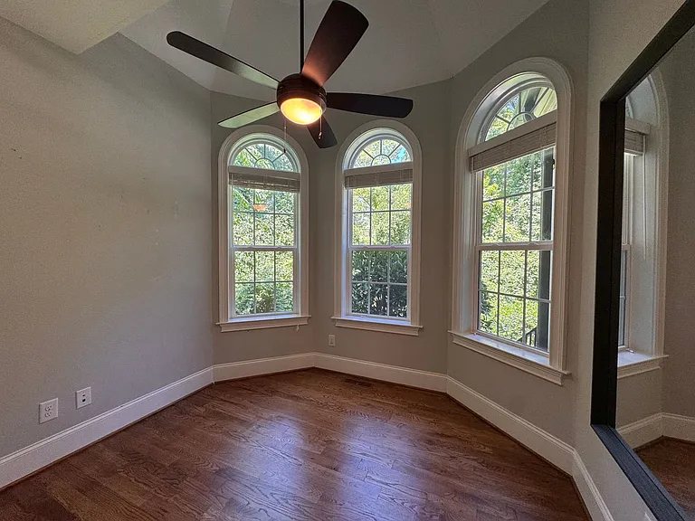 3353 Cheswick Dr — Photo 25
