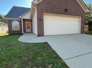 120 Leatherwood Ln, Lexington, KY 40511