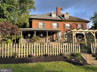 6384 Sherwood Rd, Philadelphia, PA 19151