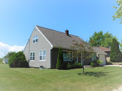 517 N 4th St, Algoma, WI, 54201