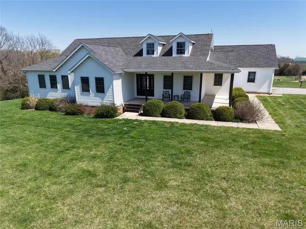 8680 Eleven Point, Hannibal, MO 63401