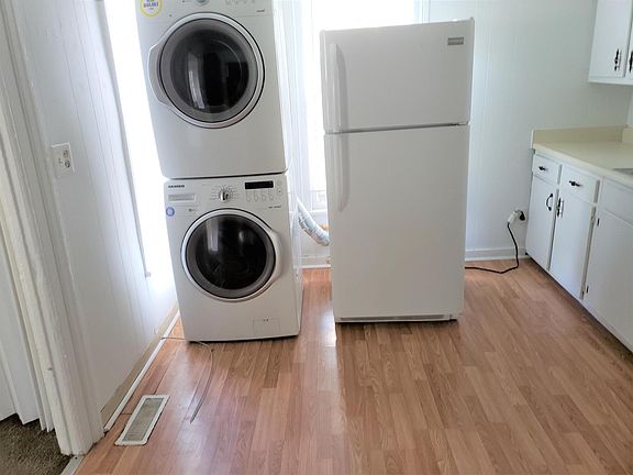 5th image of 715 Pearl St #715
