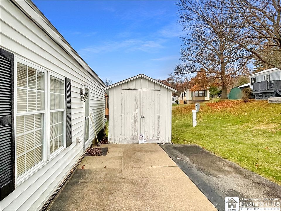 147 Greenhurst Village Dr, Jamestown, NY 14701 Zillow