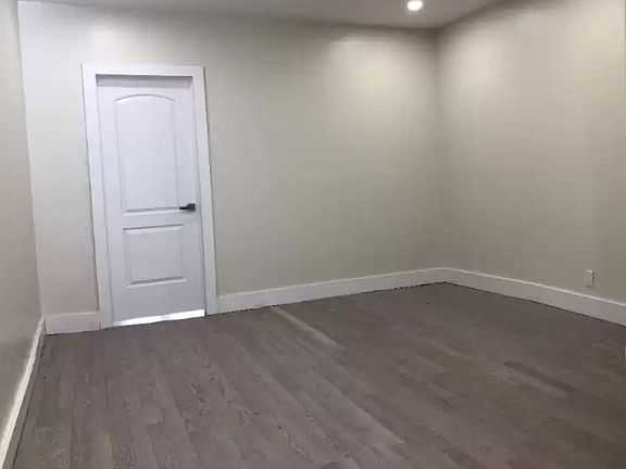 4th image of 53 Wallis Ave #1