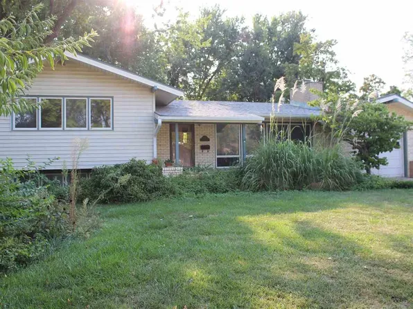 1100 Eastmoor Dr, McPherson, KS 67460