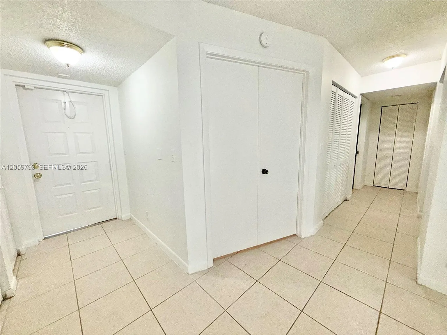 Citation Way Condo — Photo 3