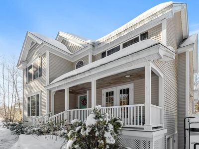 12 Glastombury Drive, Sandown, NH, 03873