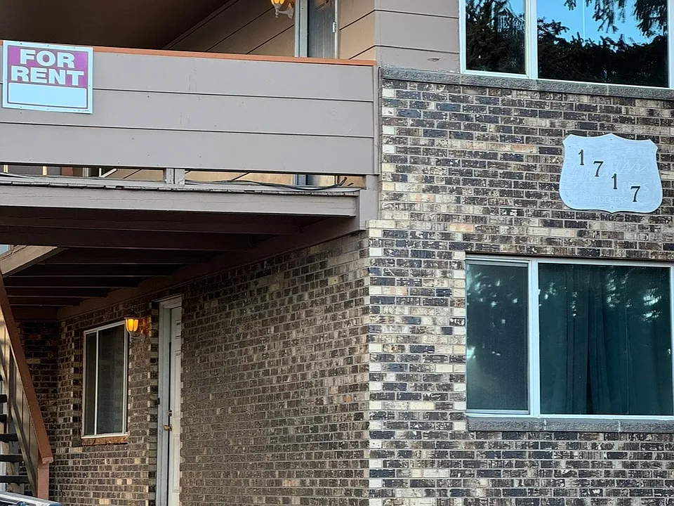 1717 Duchess Dr #2