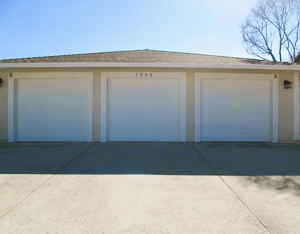 3 bed, 2.0 bath, 1200 sqft, $3,595 — Photo 1