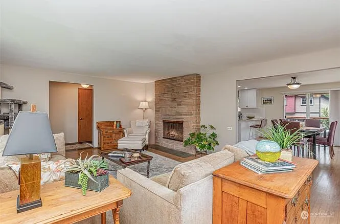 2 bed, 1400 sqft, $2,650 — Photo 4