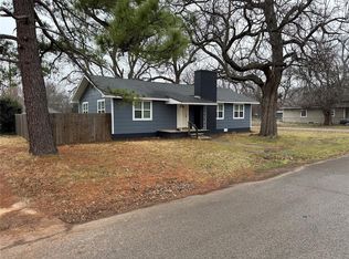 629 N Santa Fe St, Pauls Valley, OK 73075