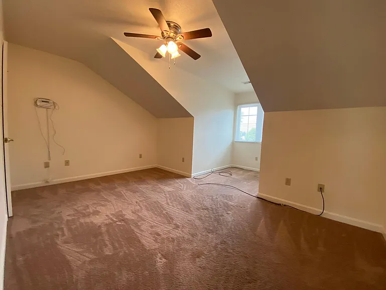 106 Amber Ln — Photo 20