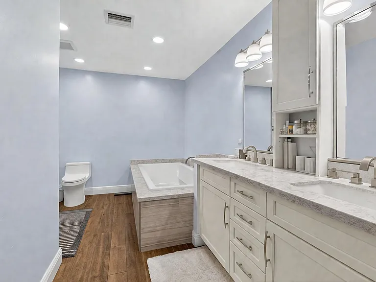 650 SW 16th St — Photo 18